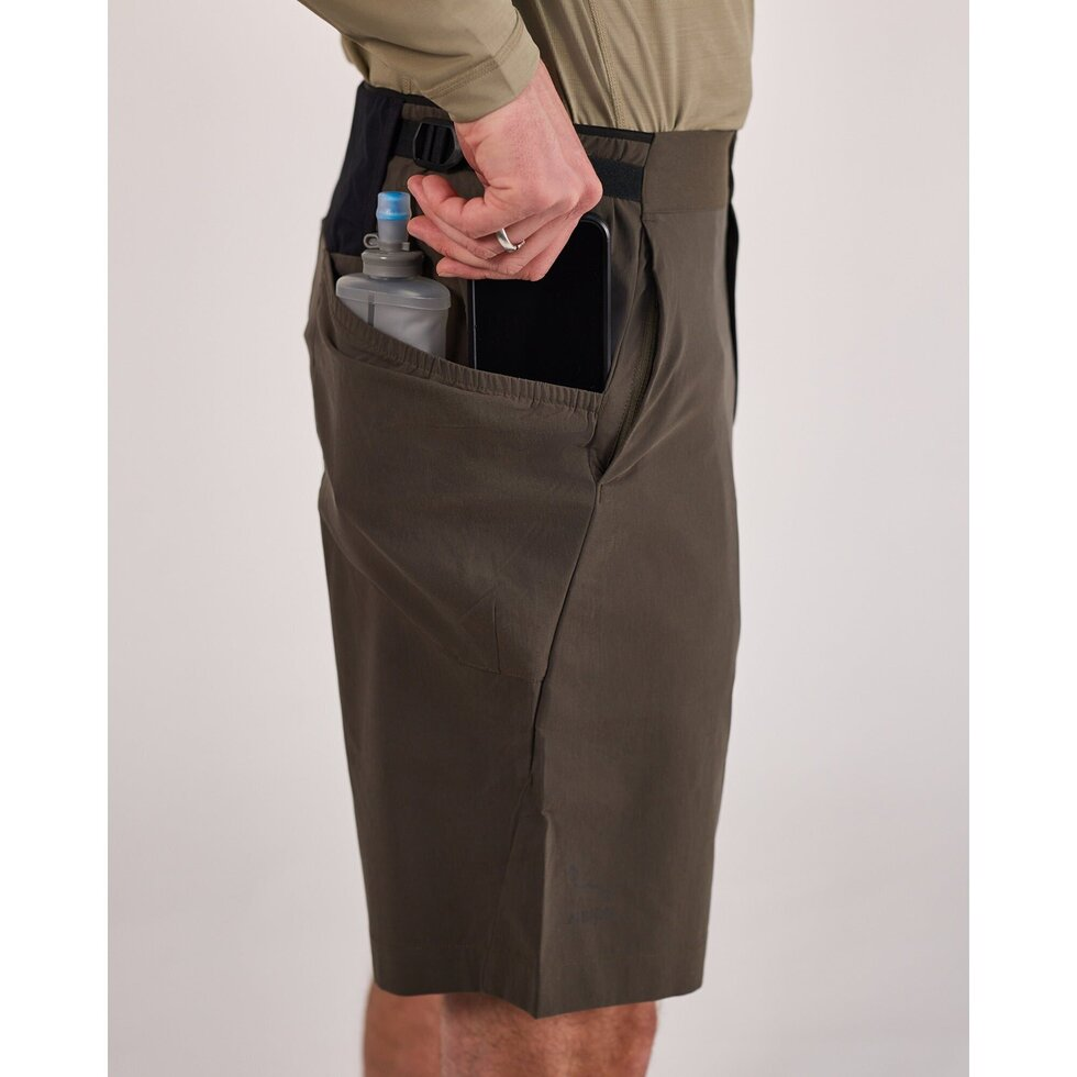 Albion Cycling MENS ZOA SHORTS - Colour: DARK OLIVE, Size: M