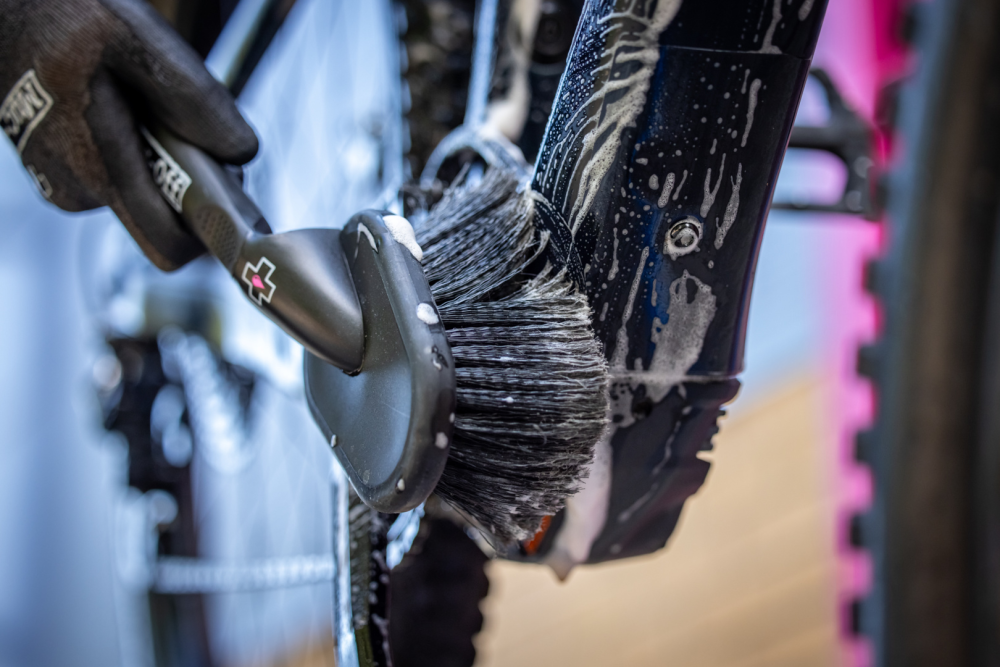 Muc-Off Detailing Brush