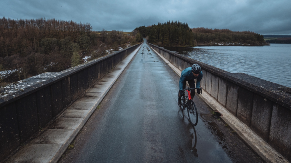 BONTRAGER Tire AW3 Hard-Case Lite 700x25c