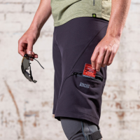 IXS Carve EVO Shorts schwarz S