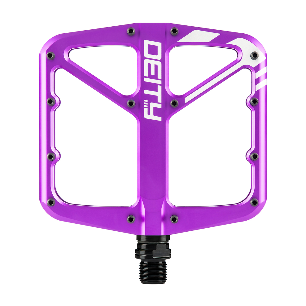 Deity Supervillain Pedale. Purple.