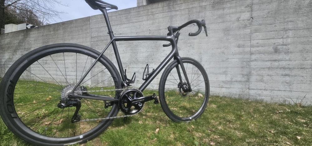 AETHOS SW DI2 CARB/CMLNEYRS/CHRM 61